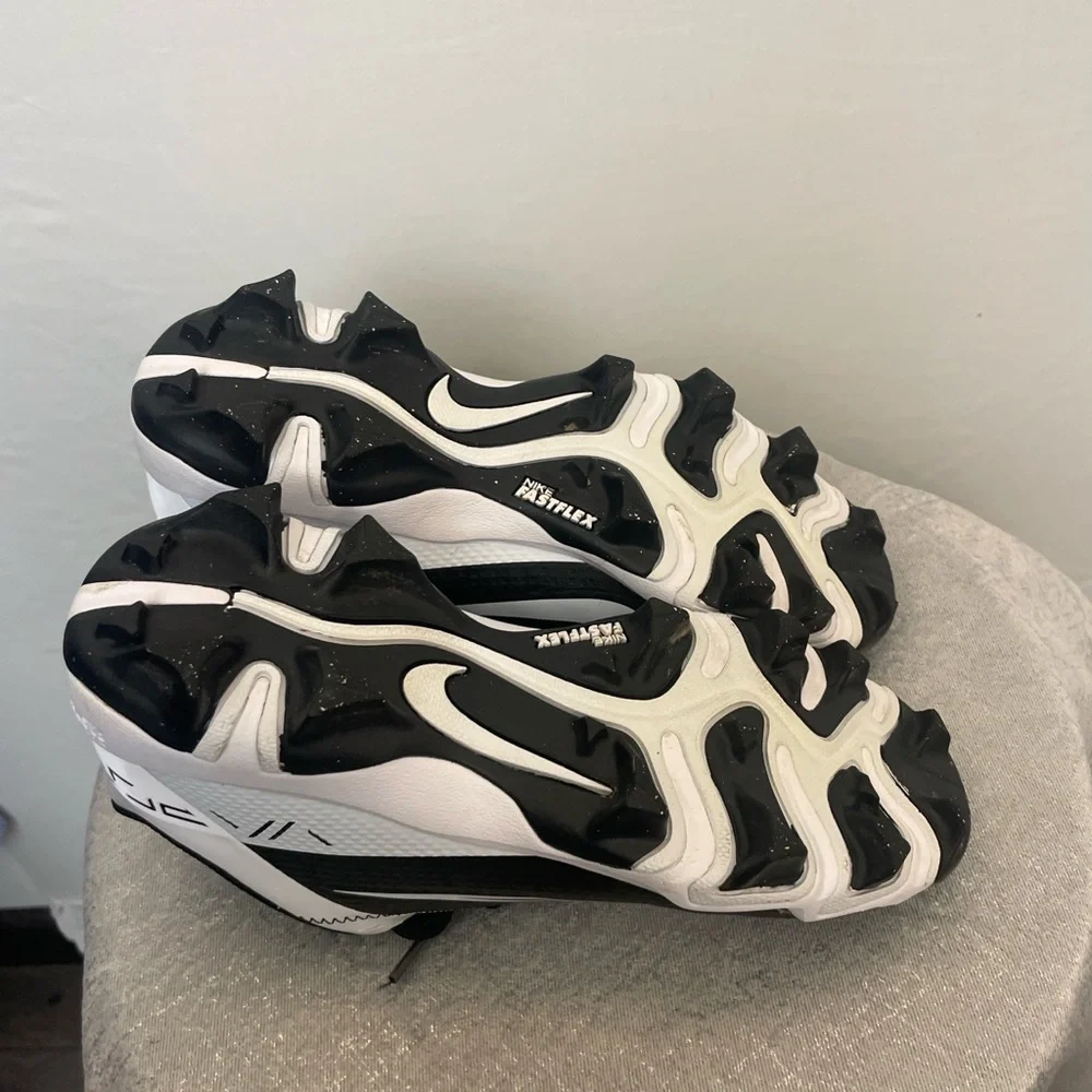 Nike lightweight black